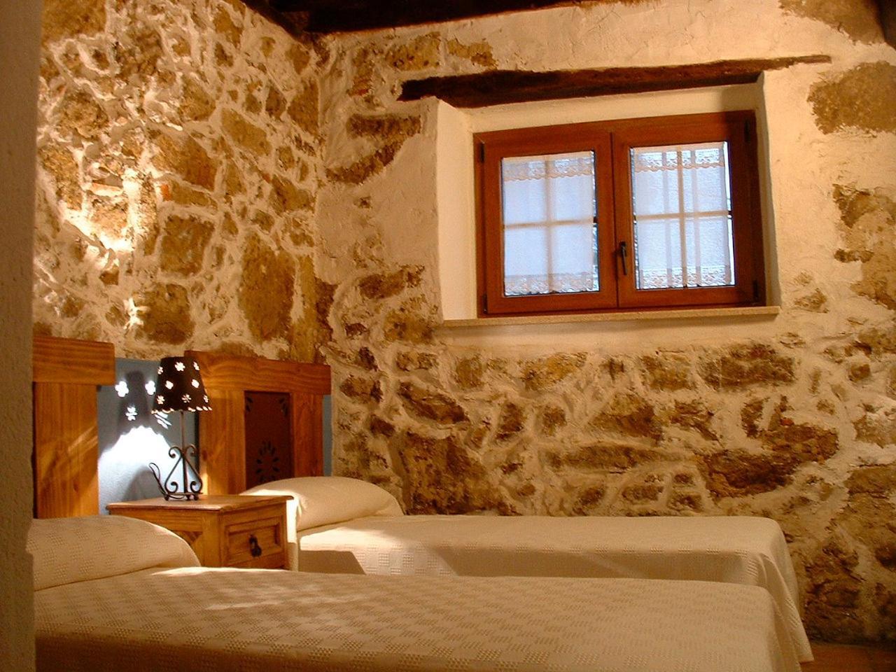 Apartamentos Rurales La Antigua Fonda Candelario Phòng bức ảnh