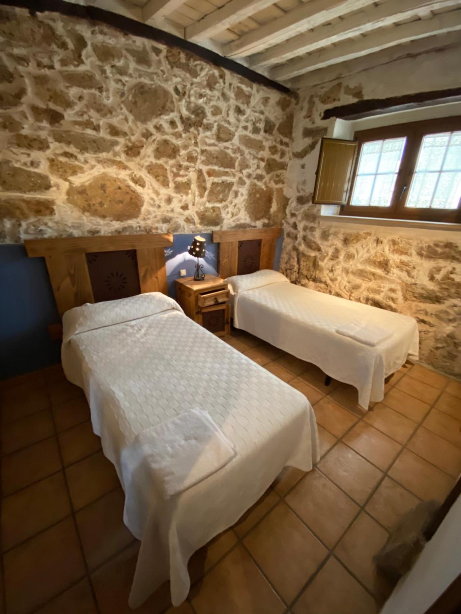 Apartamentos Rurales La Antigua Fonda Candelario Ngoại thất bức ảnh