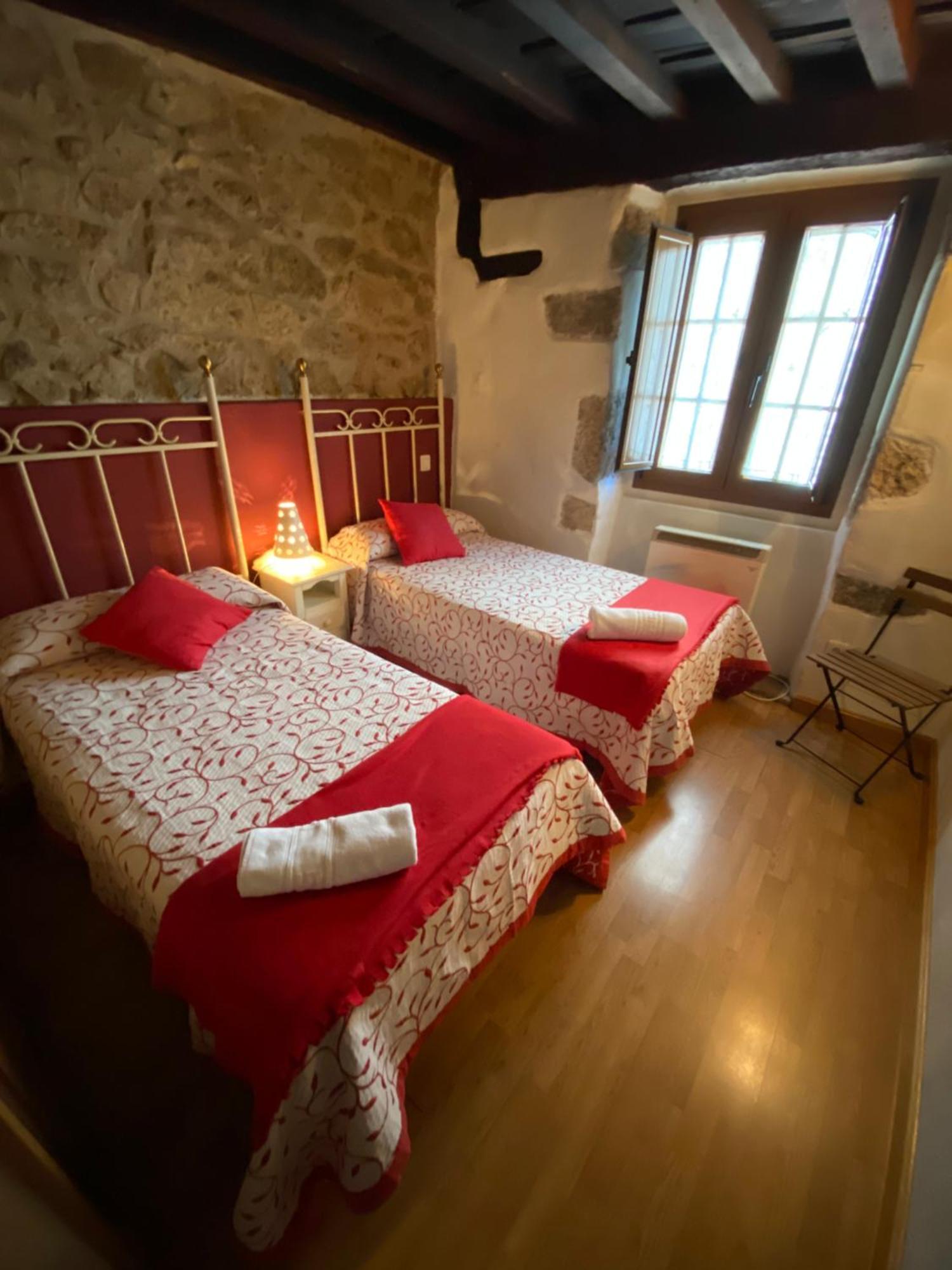 Apartamentos Rurales La Antigua Fonda Candelario Ngoại thất bức ảnh