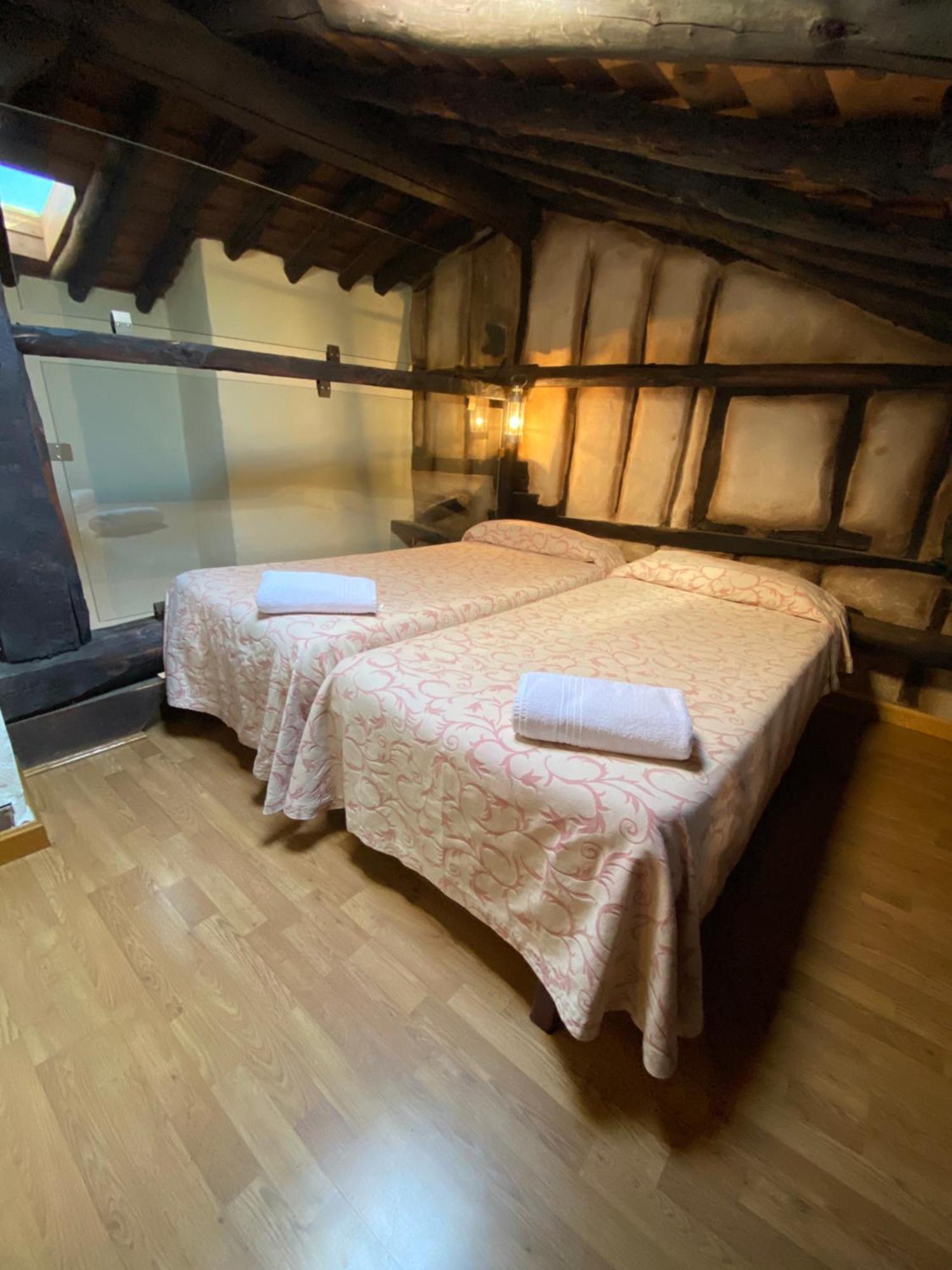 Apartamentos Rurales La Antigua Fonda Candelario Ngoại thất bức ảnh